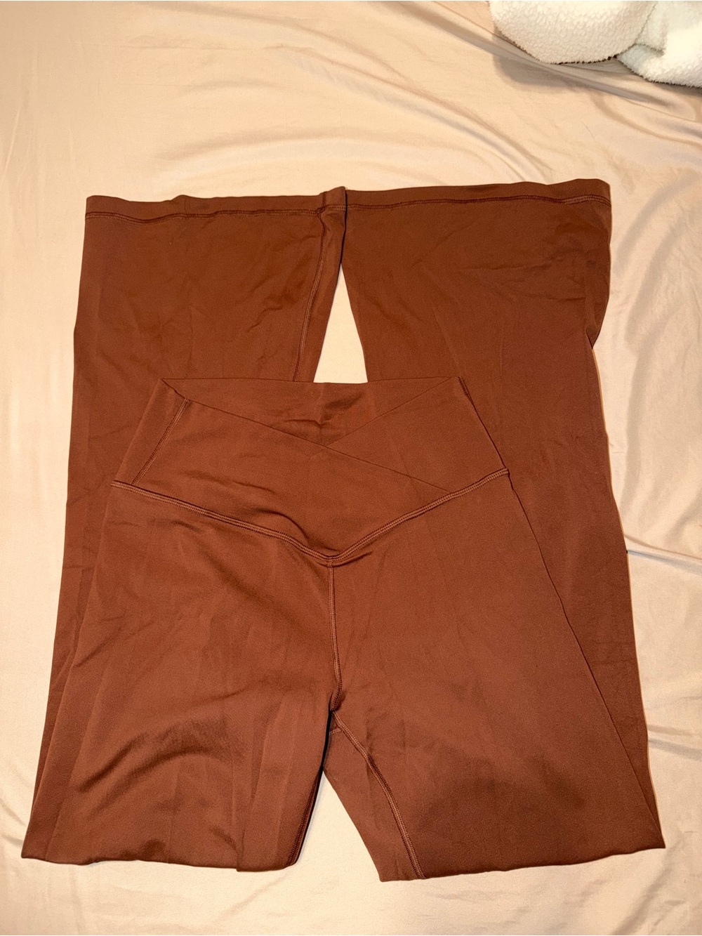 High-Waist Women's Yoga Pants in Chocolate Brown